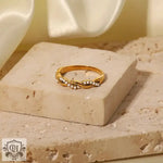 18K Gold Twist Design Ring - QH Clothing