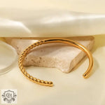 18K Gold Twist Half Open Bracelet - QH Clothing