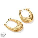 18K Gold U-Shaped Lava Pattern Earrings - QH Clothing