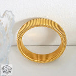 18K Gold Wide Style Bracelet with Line Design - QH Clothing