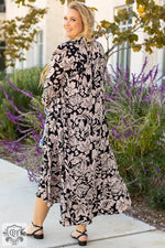 Black Plus Size Floral Printed Puff Sleeve Collared Maxi Dress for a relaxed style