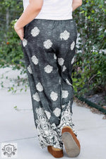 Black Plus Size Geometric Ethnic Print Drawstring Wide Leg Pants - Plus Size/Plus Size Bottoms