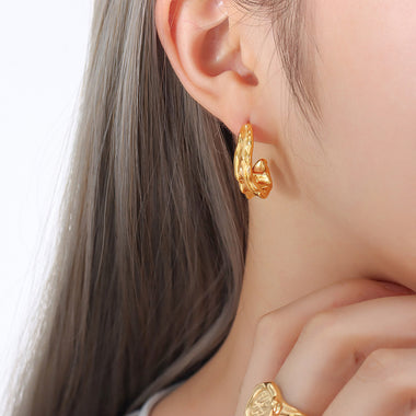 18K Gold Retro Simple Hollow C-shaped Embossed Design Versatile Earrings - QH Clothing