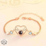 Exquisite and noble love heart with deer-shaped projection bracelet -  QH Clothing