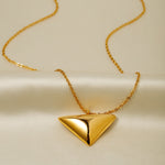 18k gold fashionable simple triangle pendant necklace - QH Clothing