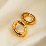 18k gold simple and elegant oval hollow design versatile earrings - QH Clothing