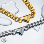 18k gold exaggerated triangle design necklace with Cuban chain - QH Clothing