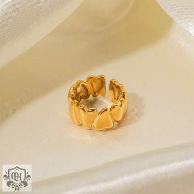 18K gold exquisite and fashionable love design ring - QH Clothing