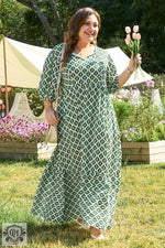 Green Geometric Floral Print Half Sleeve Plus Size Maxi Dress - Plus Size/Plus Size Dresses/Plus Size Maxi Dresses