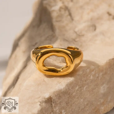 18K gold simple and personalized irregular-shaped hollow design ring - QH Clothing