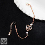 Luxurious and elegant rotating heart-shaped diamond projection bracelet -  QH Clothing