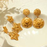 Exquisite and noble round/star-shaped earrings with striped design in 18K gold - QH Clothing