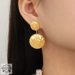 Exquisite and noble round/star-shaped earrings with striped design in 18K gold - QH Clothing