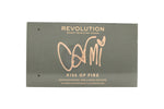 Makeup Revolution x Carmi Kiss On Fire Sminkpalett 10 x 2g Ögonskugga + 2 x 3.5g Highlighter - Makeup