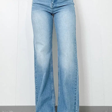 Light wash, wide-leg Myosotis High Rise Shift Slit Leg Straight Jeans for relaxed style