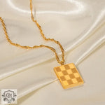 18K Gold Fashion Vintage Square Checkerboard Design Pendant Necklace - QH Clothing