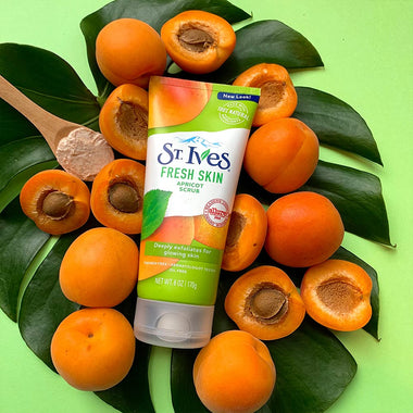 St. Ives Fresh Skin Invigorating Apricot Face Scrub 6 x 30ml - Skin Care