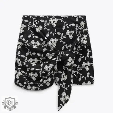 Irregular Asymmetric Daisy Floral Design   Short Women Short - Quality Home Clothing| Beauty