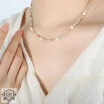 Exquisite Pearl and Gemstone Bead Necklace in 18K Gold -  QH Clothing