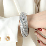 18K gold fashionable three-layer interlocking thread design simple style bracelet - QH Clothing