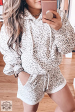 Cozy Leopard Print Hoodie and Shorts Set for Relaxing in Stylish Comfort in Euro Sizes